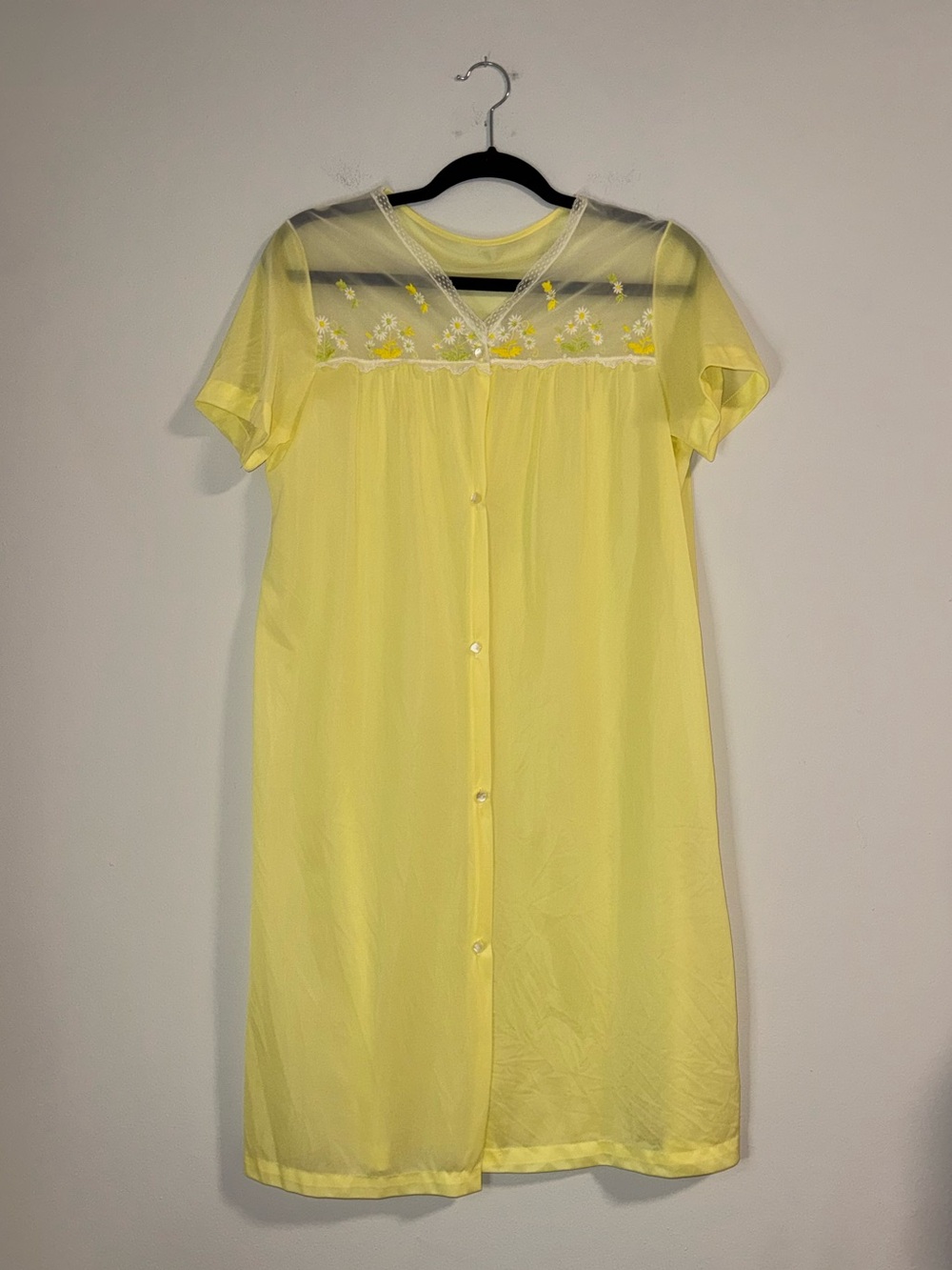VTG 70s Sears Floral Embroidered Bright Pastel Yellow Peignoir White Sheer Illus